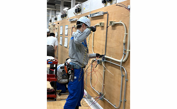 競技大会【電気】（9月）